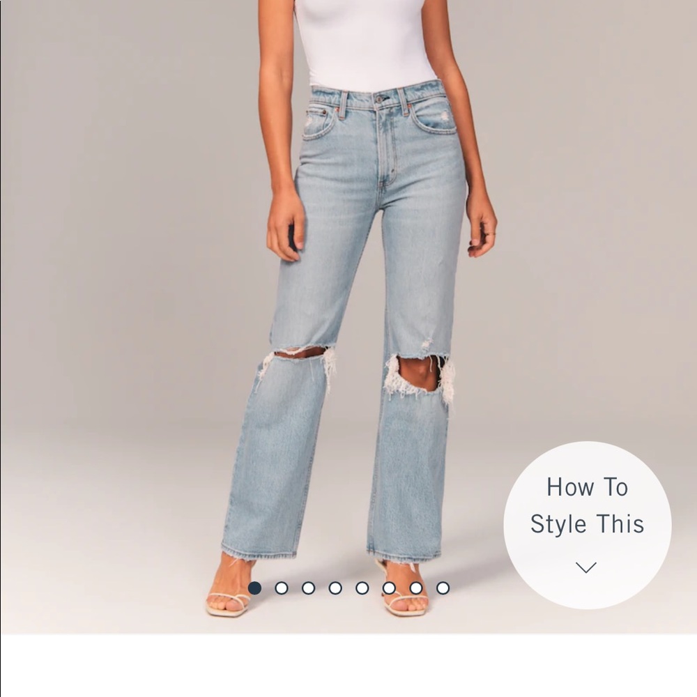 NWOT Abercrombie 90s ultra high rise relaxed Jean